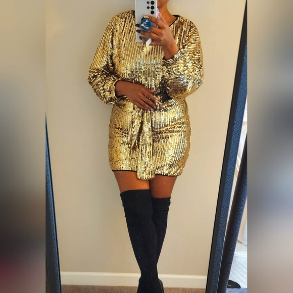 FashionNova gold sequin dress - Picture 13 of 14